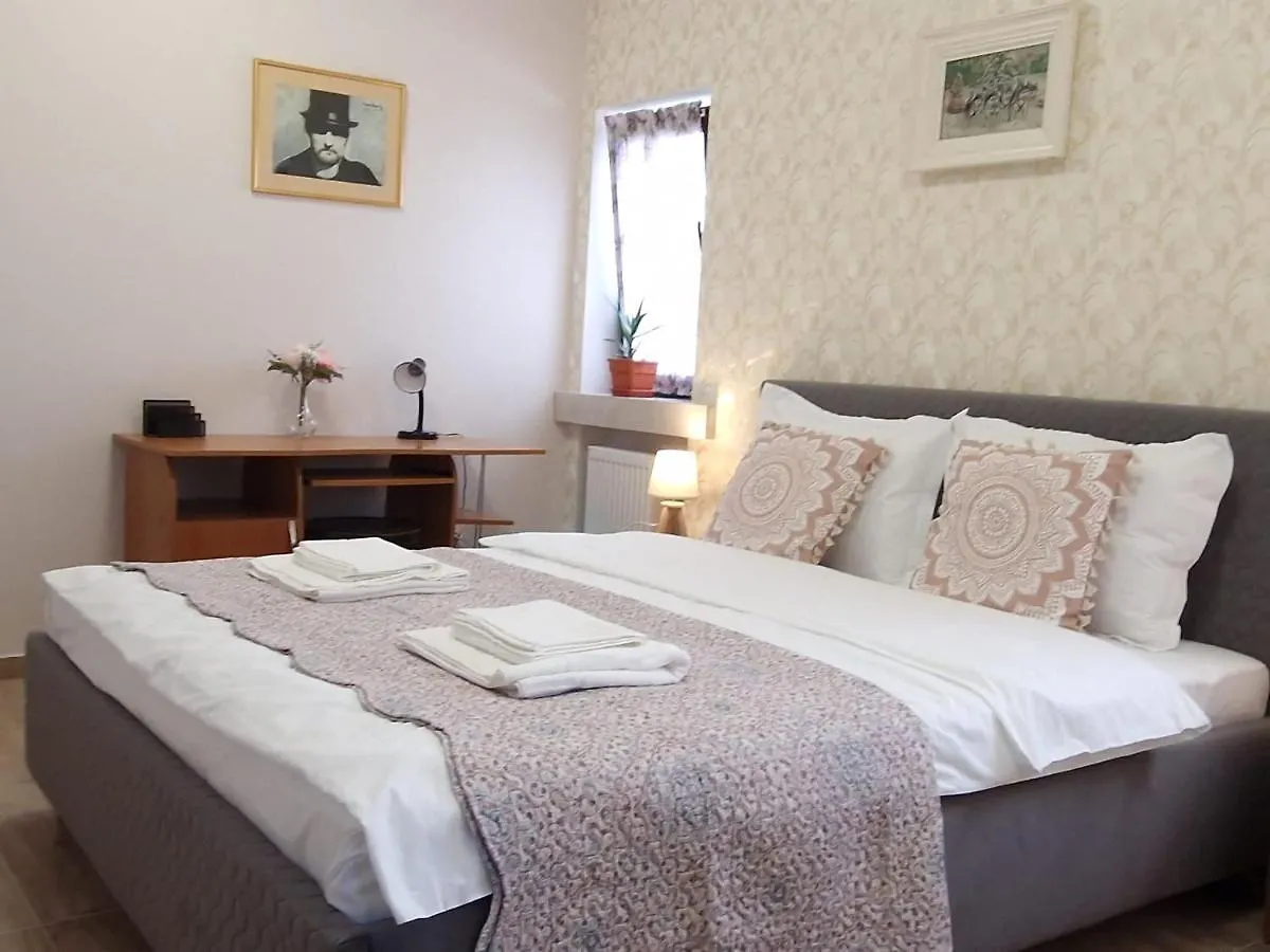 Laroka House Arty And Cosy Studio Universitate Center Bucharest Apartment