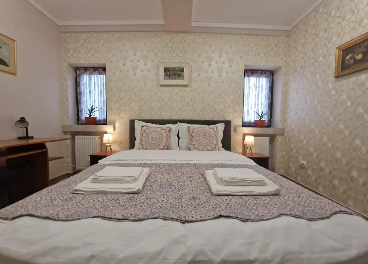 Apartment Laroka House Arty And Cosy Studio Universitate Center Bucharest
